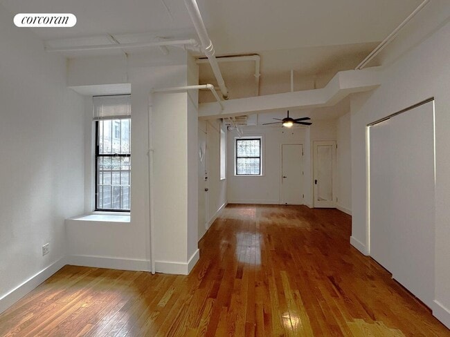 property at 34 W 86th St