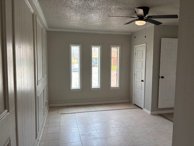 5530 Lakefield Dr in Houston, TX - Building Photo - Building Photo