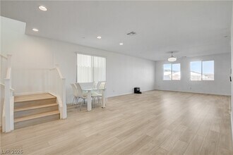 10276 Thurso Ave in Las Vegas, NV - Building Photo - Building Photo