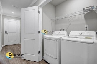 1522 Yelford Cir, Unit 201 in Jacksonville, FL - Building Photo - Building Photo