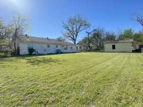 701 N Barbara St in Waco, TX - Building Photo - Building Photo