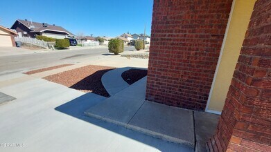 12124 Fred Carter Dr in El Paso, TX - Building Photo - Building Photo