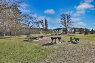 6001 E Viking Blvd in Wyoming, MN - Building Photo - Building Photo