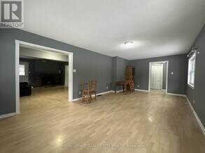 9406 Side Rd 5 in Erin, ON - Building Photo - Building Photo