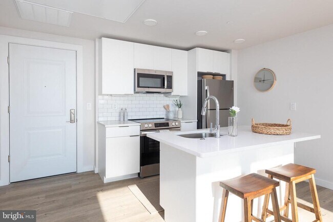 1130 N Delaware Ave in Philadelphia, PA - Building Photo - Building Photo