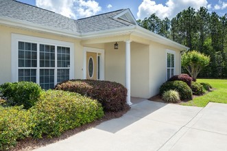 Atrium Villas in St. Marys, GA - Foto de edificio - Building Photo