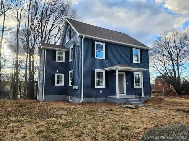 property at 7 Walnut St