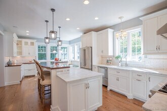 9 Center Rd in Greenwich, CT - Building Photo - Building Photo