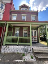 464 Chestnut St in West Reading, PA - Building Photo