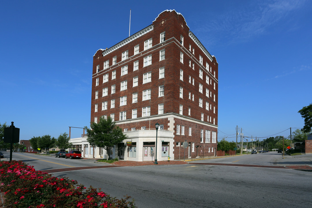 The Russell Inn in Orangeburg, SC - Building Photo