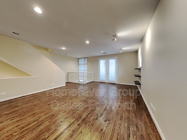 2914 Woodside St in Dallas, TX - Building Photo - Building Photo