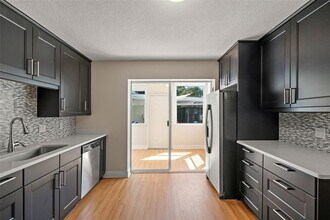 503 Monterey Blvd NE in St. Petersburg, FL - Building Photo - Building Photo