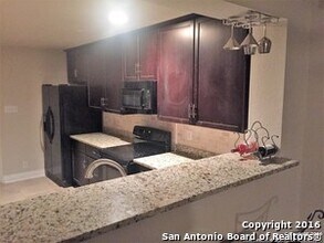 4618 Adkins Trail in San Antonio, TX - Building Photo - Building Photo