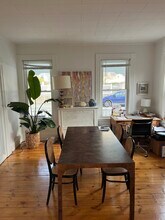 14 Jersey St, Unit 1 in Marblehead, MA - Foto de edificio - Building Photo