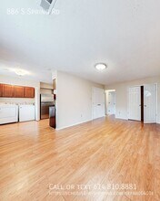 886 S Spring Rd in Westerville, OH - Building Photo - Building Photo