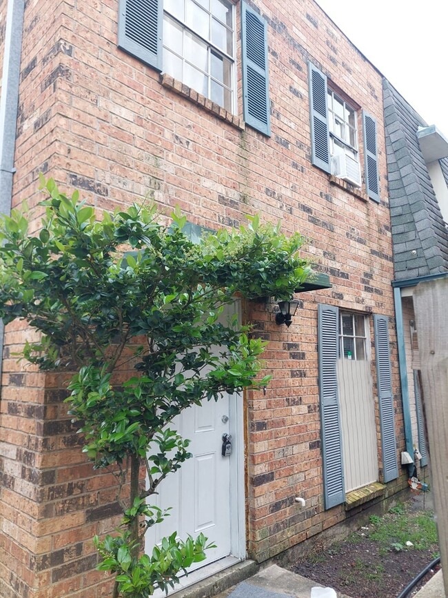 property at 2117 Giuffrias Ave