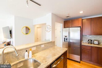 4118 18th Rd N in Arlington, VA - Building Photo - Building Photo