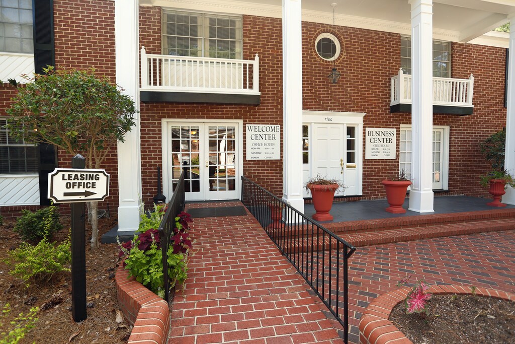 Falcon Crest Apartments Augusta, GA Apartments