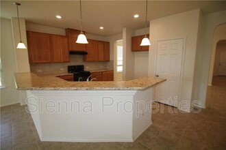 7200 Altidore Dr in Austin, TX - Building Photo - Building Photo
