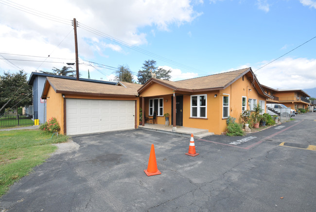 13633 Los Angeles St in Baldwin Park, CA - Foto de edificio - Building Photo