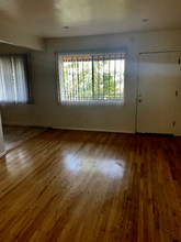 1339 Hobart Blvd-Unit -6 in Los Angeles, CA - Building Photo - Building Photo