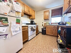 63 Euston Rd, Unit 6 in Boston, MA - Foto de edificio - Building Photo