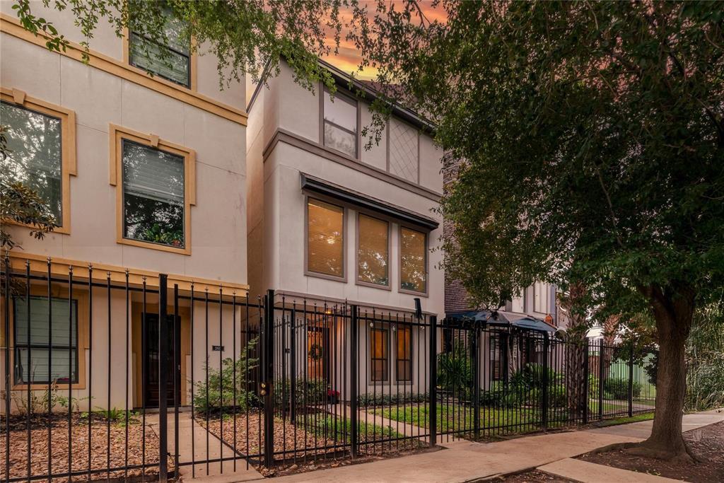 2808 St Emanuel St in Houston, TX - Building Photo
