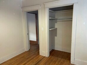 1509 W Main St in Peoria, IL - Building Photo - Building Photo