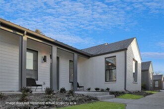 3651 S Custer Rd in McKinney, TX - Building Photo - Building Photo