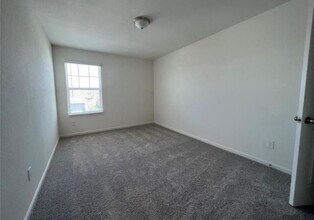 1064 Water Oak Ln in Pattison, TX - Building Photo - Building Photo