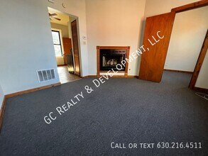 1115-1115 W Patterson Ave in Chicago, IL - Building Photo - Building Photo