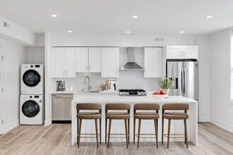 Delancey Place in Philadelphia, PA - Building Photo - Building Photo