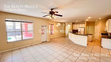 7823 Fernleaf Dr in Orlando, FL - Building Photo - Building Photo