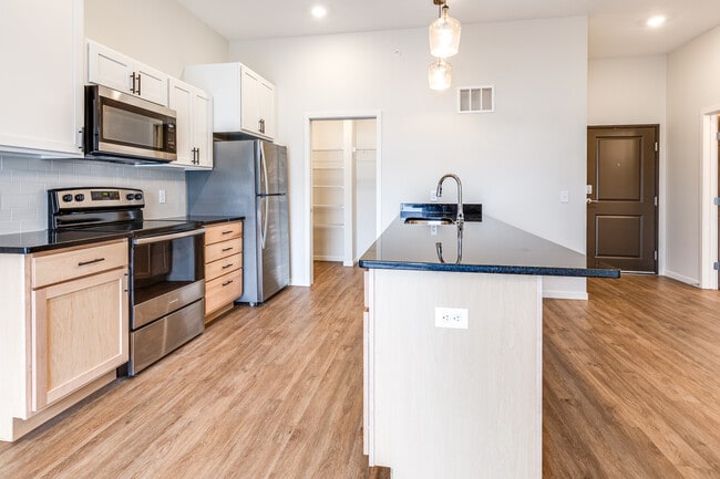 Aurora Vista in Andover, MN - Building Photo - Interior Photo