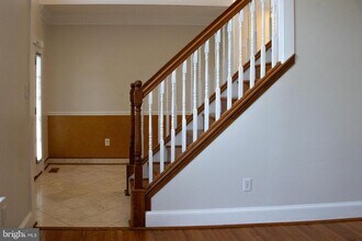 6200 Waving Willow Path in Columbia, MD - Foto de edificio - Building Photo