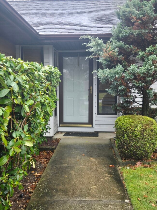 68 Scarlett Dr, Unit 68 Scarlett Dr. Commack in Commack, NY - Building Photo - Building Photo