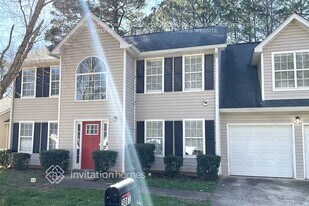 3081 Stonebridge Creek Dr in Lithonia, GA - Building Photo