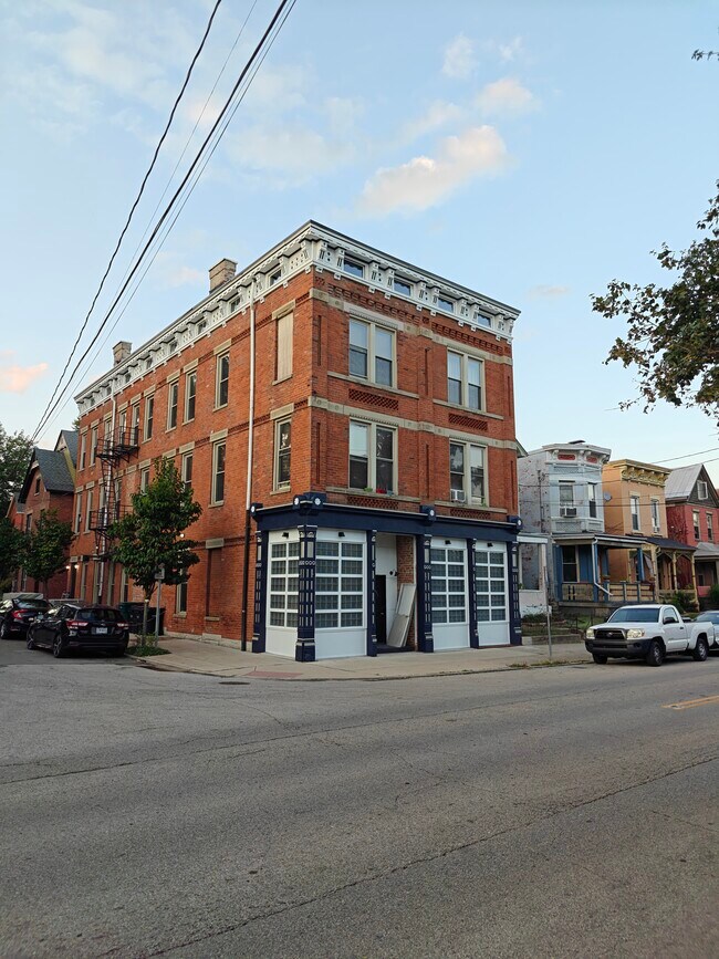 4204 Williamson Pl, Unit 2