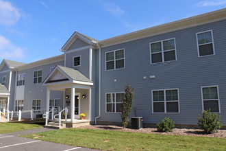 Laurelwood in Clarks Summit, PA - Building Photo - Building Photo