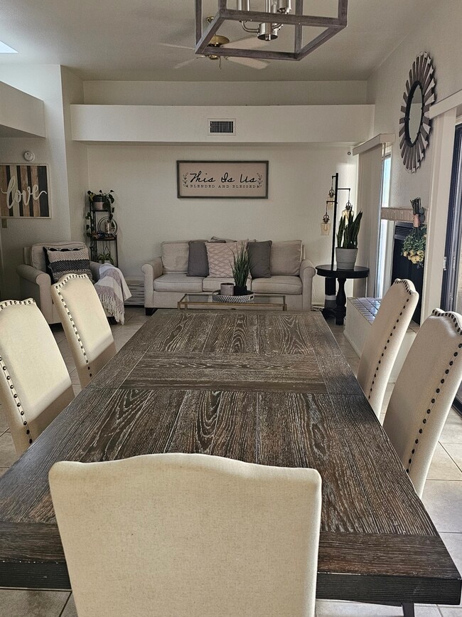 10510 E Vogel Ave in Scottsdale, AZ - Building Photo - Building Photo