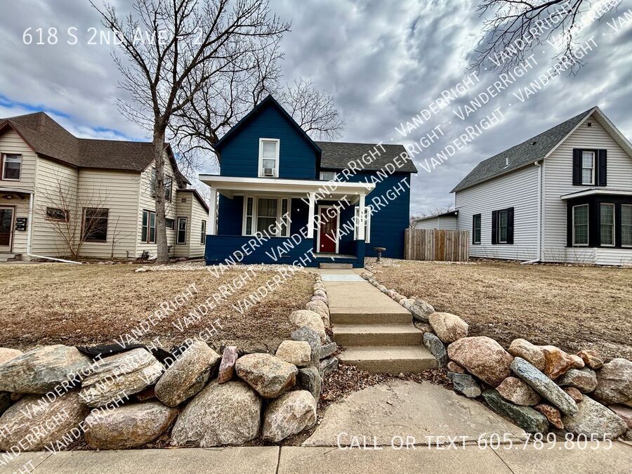 618 S 2nd Ave in Sioux Falls, SD - Building Photo