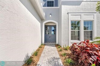 5356 Liberty Ln in Westlake, FL - Building Photo - Building Photo