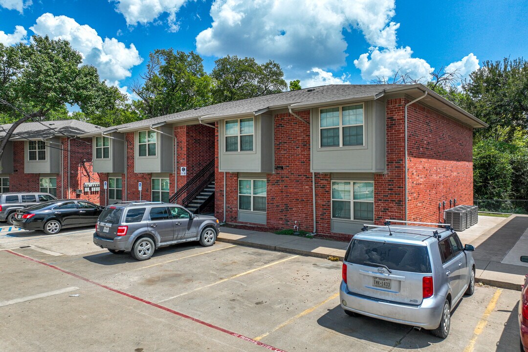 GardenWalk of Farmersville in Farmersville, TX - Building Photo