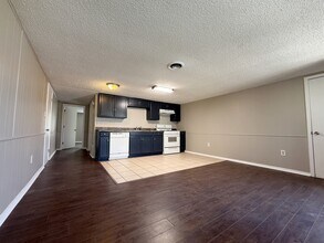 137 Pearce Dr in Pottsboro, TX - Building Photo - Building Photo