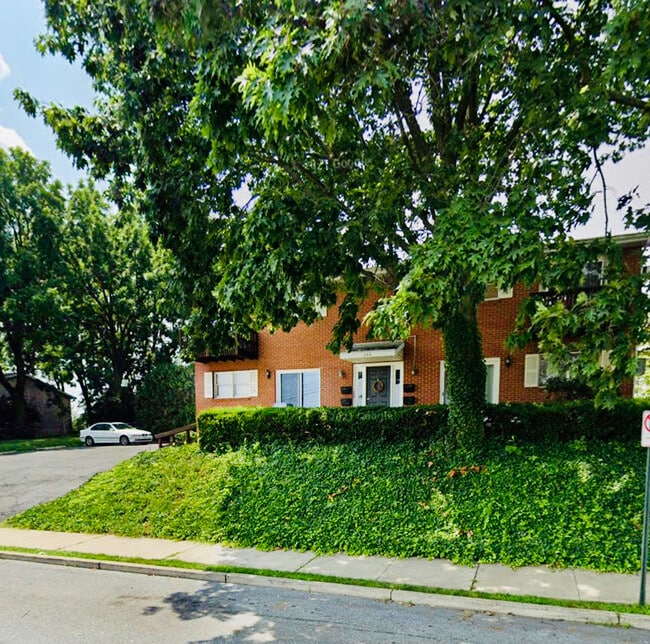 848 N 16th St, Unit 4 in Allentown, PA - Building Photo - Building Photo