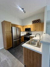 8420 S Little Rock Way-Unit -201 in Highlands Ranch, CO - Foto de edificio - Building Photo