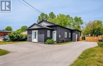 297 Seventh St in Collingwood, ON - Building Photo - Building Photo