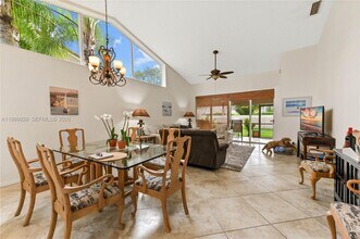 401 Sabal Palm Ln in Palm Beach Gardens, FL - Building Photo - Building Photo