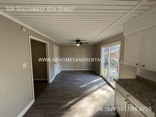306 SW 6th St in Bradford, AR - Building Photo - Building Photo