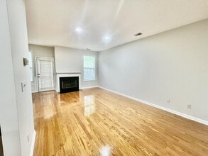 3110 Garrard Pl in Dunwoody, GA - Building Photo - Building Photo